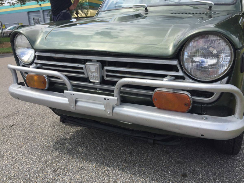 Illustration for article titled For $5,590, Could This “Restored” 1972 Honda N600 Restore Your Faith In Small Miracles?